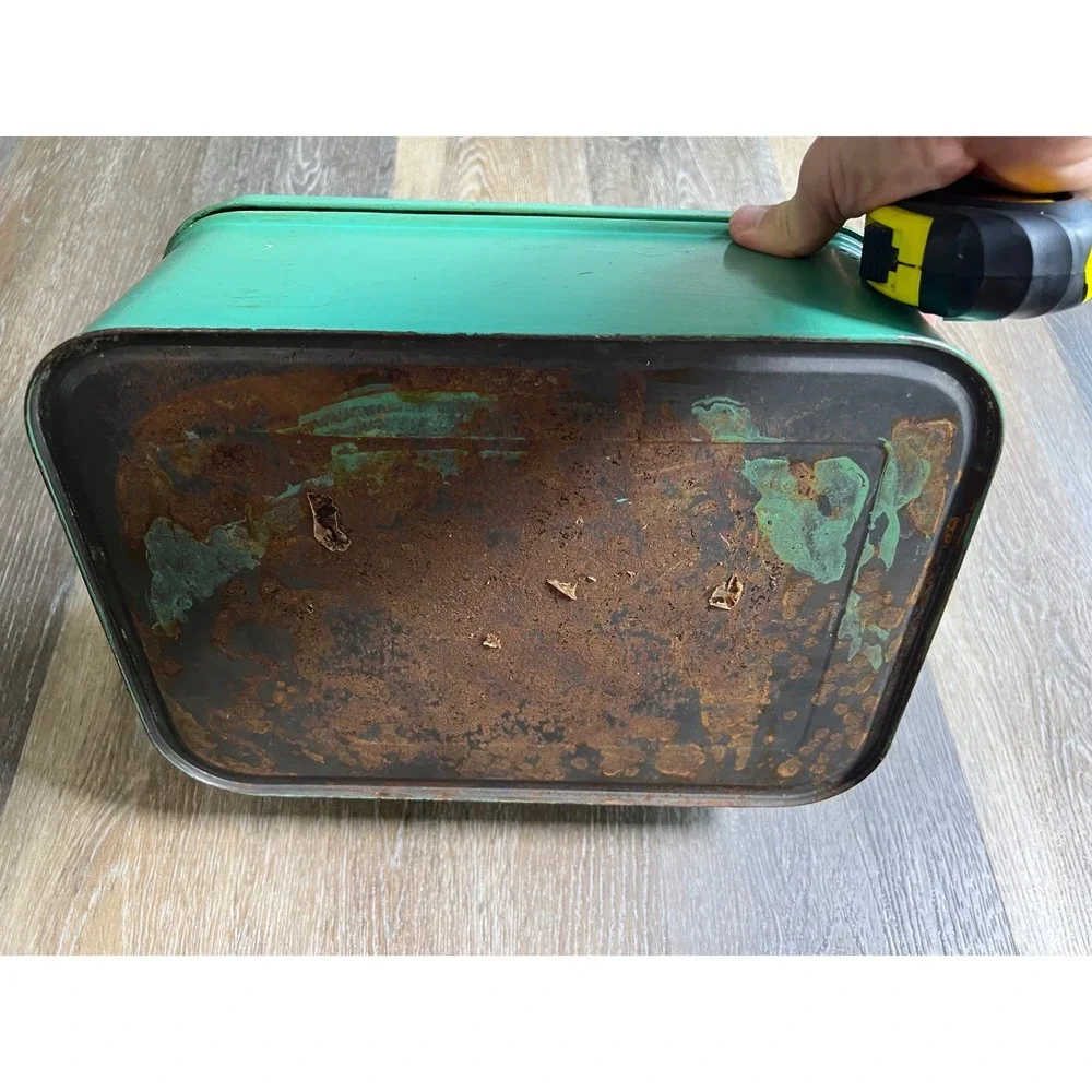 Bread Box Unisex OS Green Vintage Metal Embossed Diamond Storage Tin